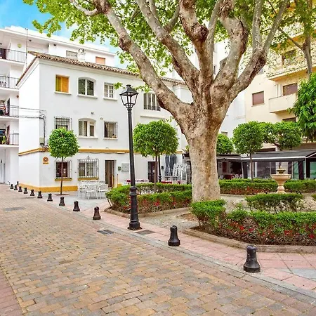 In The Heart Of Marbella's Down Town With Garage *