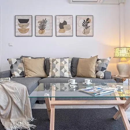 Apartment In The Heart Of Marbella's Down Town With Garage