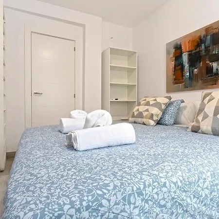 Apartment In The Heart Of Marbella's Down Town With Garage *