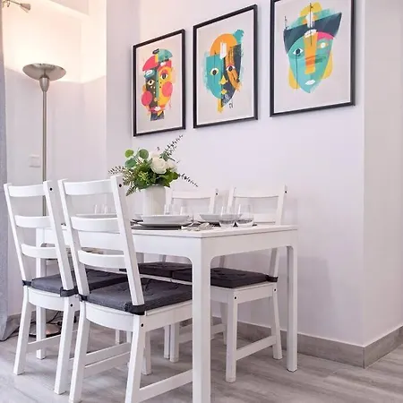 In The Heart Of Marbella's Down Town With Garage Apartment